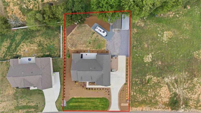 207 Wynnfall Drive, Lexington, NC 27295