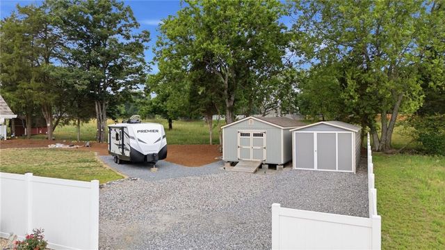 207 Wynnfall Drive, Lexington, NC 27295