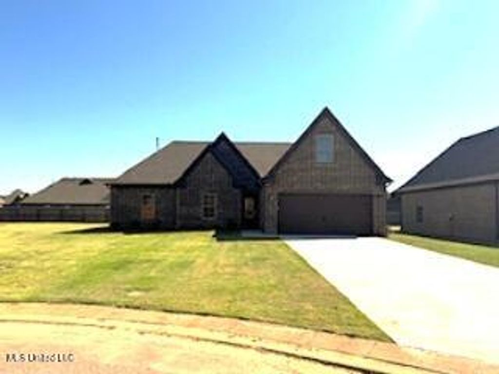 6509 Carmel Pointe, Walls, MS 38680