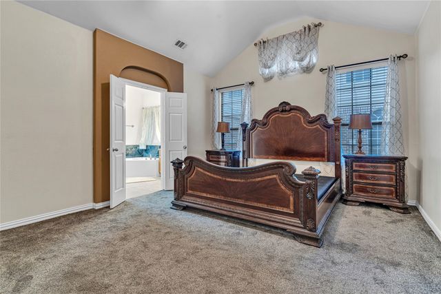 210 Rose Garden Way, Red Oak, TX 75154