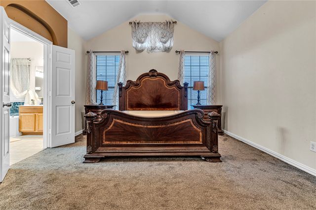 210 Rose Garden Way, Red Oak, TX 75154