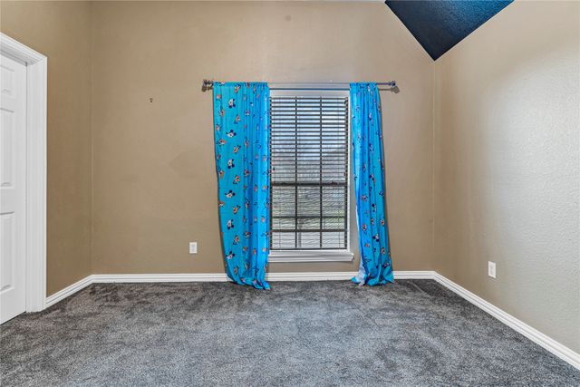 210 Rose Garden Way, Red Oak, TX 75154