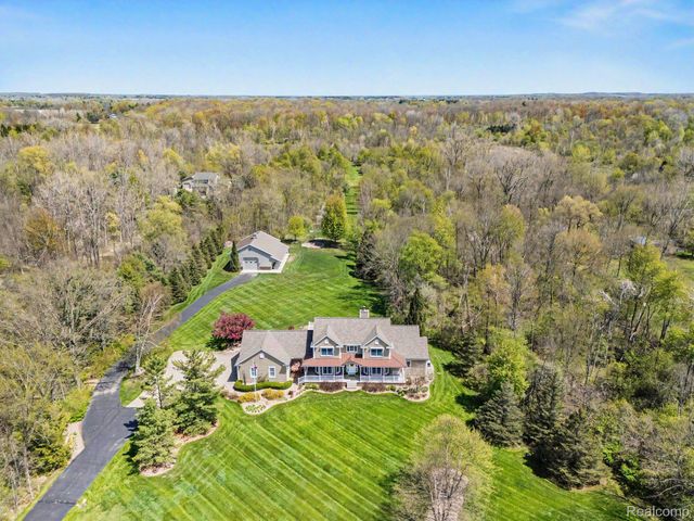 1720 N Lake Pleasant Road, Arcadia Township, MI 48412