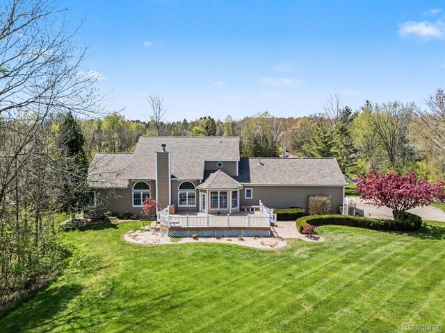 1720 N Lake Pleasant Road, Arcadia Township, MI 48412