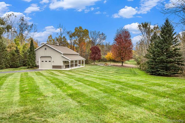 1720 N Lake Pleasant Road, Arcadia Township, MI 48412