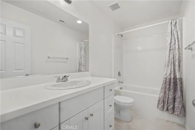 2854 E Sarnia, Ontario, CA 91761