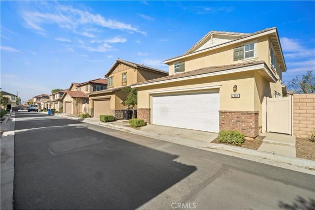 2854 E Sarnia, Ontario, CA 91761