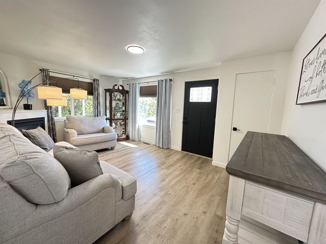 307 E Joseph Ave, Spokane, WA 99208