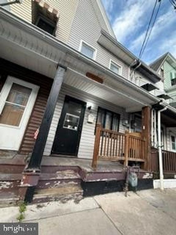 21 N ROCK ST, Shamokin, PA 17872