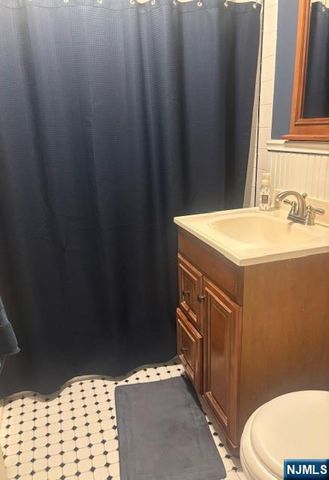 241 Johnson Avenue N2, Hackensack, NJ 07601