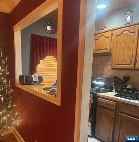 241 Johnson Avenue N2, Hackensack, NJ 07601