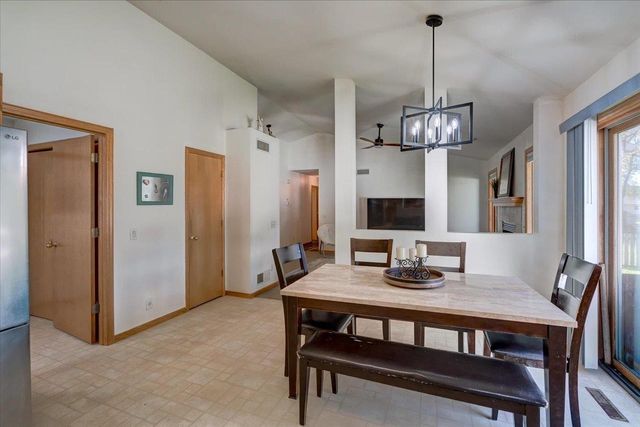 2738 Fell Road, Madison, WI 53713