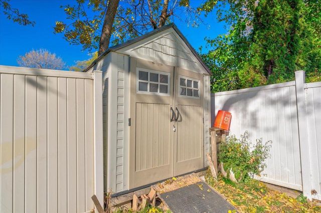 2738 Fell Road, Madison, WI 53713