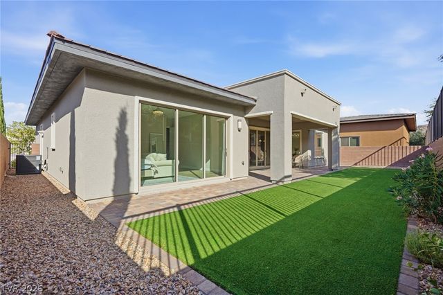 6783 Regency Valley Street, Las Vegas, NV 89148
