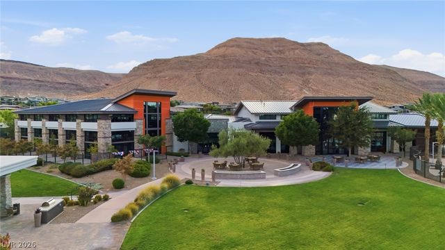 6783 Regency Valley Street, Las Vegas, NV 89148
