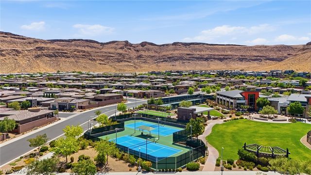 6783 Regency Valley Street, Las Vegas, NV 89148
