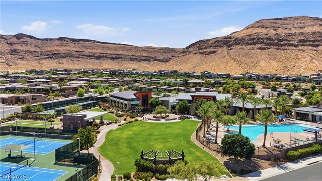 6783 Regency Valley Street, Las Vegas, NV 89148