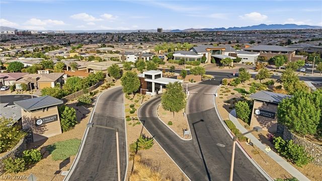 6783 Regency Valley Street, Las Vegas, NV 89148