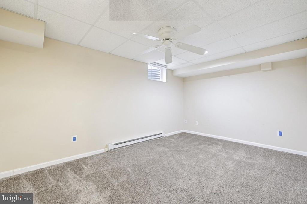 Image 102 of property listing at 54 DAYTON DR, Pasadena, MD 21122