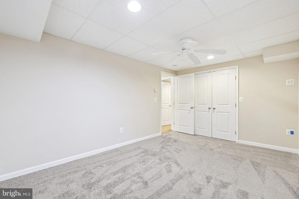 Image 103 of property listing at 54 DAYTON DR, Pasadena, MD 21122