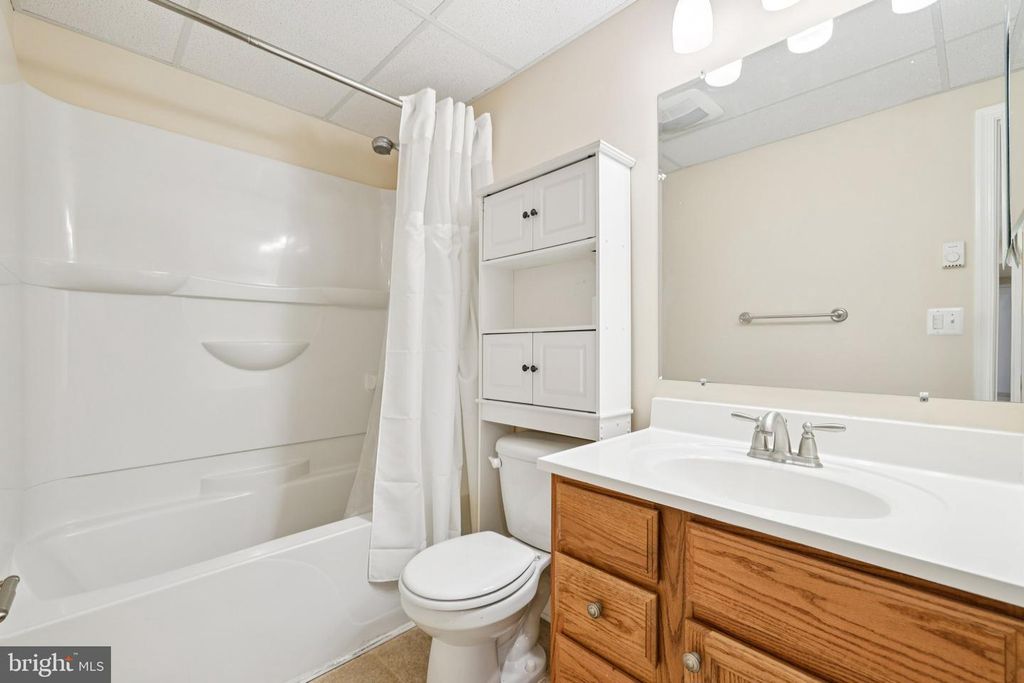 Image 111 of property listing at 54 DAYTON DR, Pasadena, MD 21122