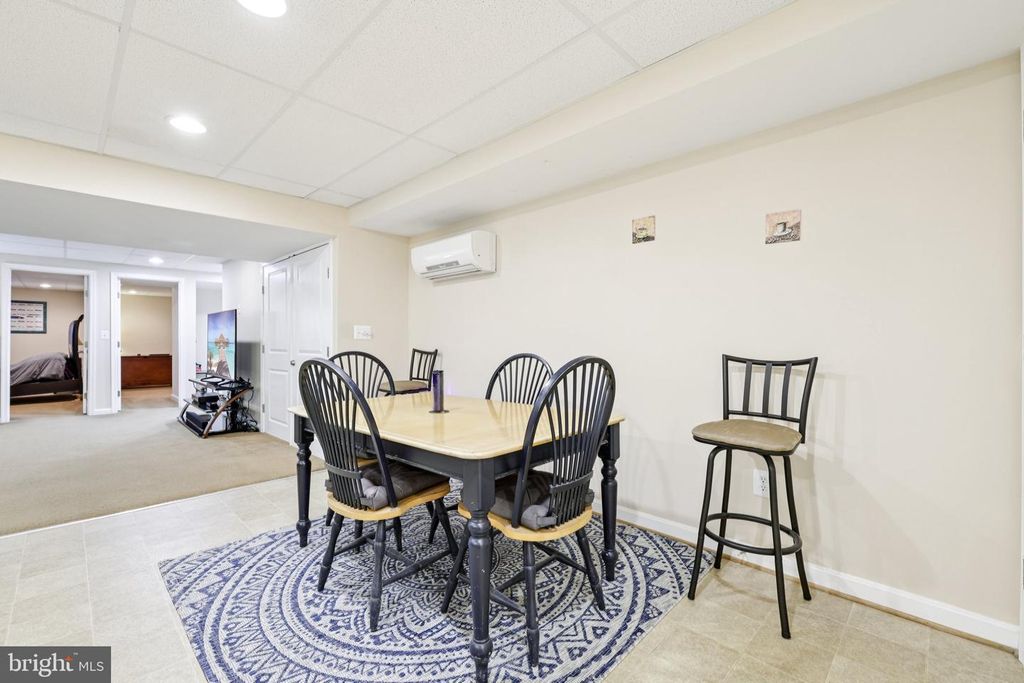 Image 88 of property listing at 54 DAYTON DR, Pasadena, MD 21122