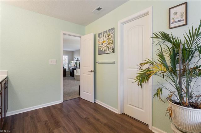 1301 Founders Pointe TRL, Carrollton, VA 23314