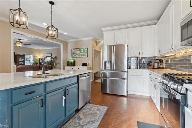 1301 Founders Pointe TRL, Carrollton, VA 23314