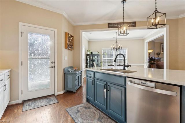 1301 Founders Pointe TRL, Carrollton, VA 23314