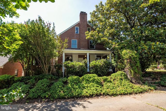 241 EDWARDS FERRY RD NE, Leesburg, VA 20176