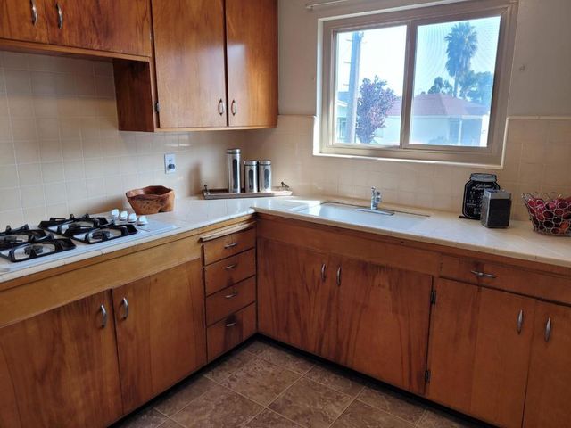 297 N San Anselmo Avenue, San Bruno, CA 94066