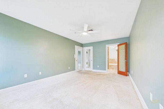 15 Park Ave 211, Hull, MA 02045