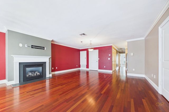 15 Park Ave 211, Hull, MA 02045