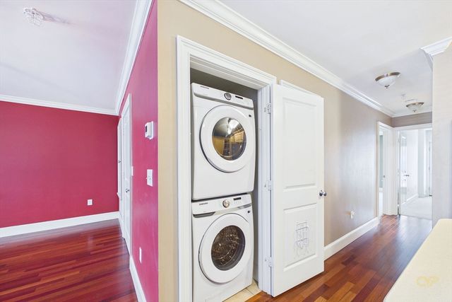 15 Park Ave 211, Hull, MA 02045