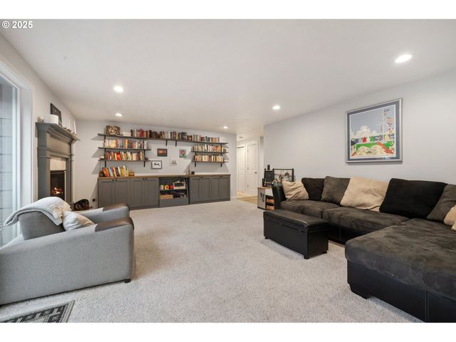 3635 Lachs Ct, Salem, OR 97302