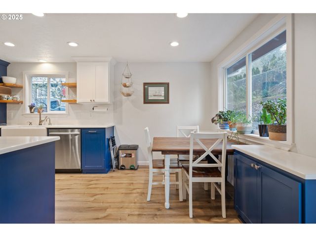 3635 Lachs Ct, Salem, OR 97302