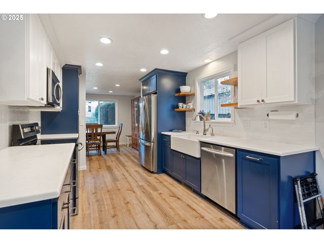 3635 Lachs Ct, Salem, OR 97302