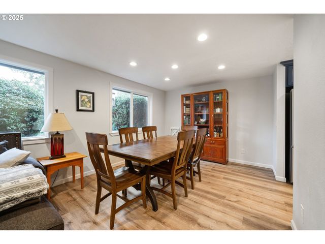 3635 Lachs Ct, Salem, OR 97302