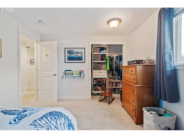 3635 Lachs Ct, Salem, OR 97302