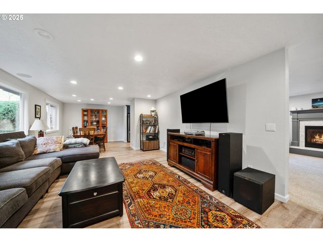 3635 Lachs Ct, Salem, OR 97302