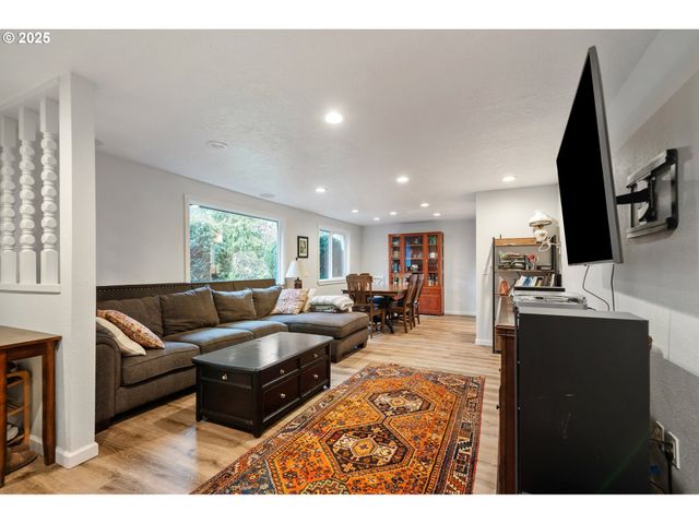 3635 Lachs Ct, Salem, OR 97302