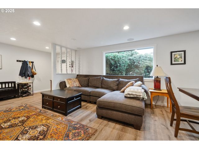 3635 Lachs Ct, Salem, OR 97302