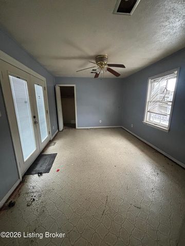 112 Daryl Ct, Louisville, KY 40214