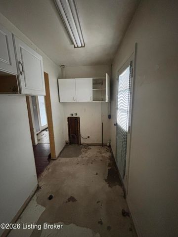 112 Daryl Ct, Louisville, KY 40214