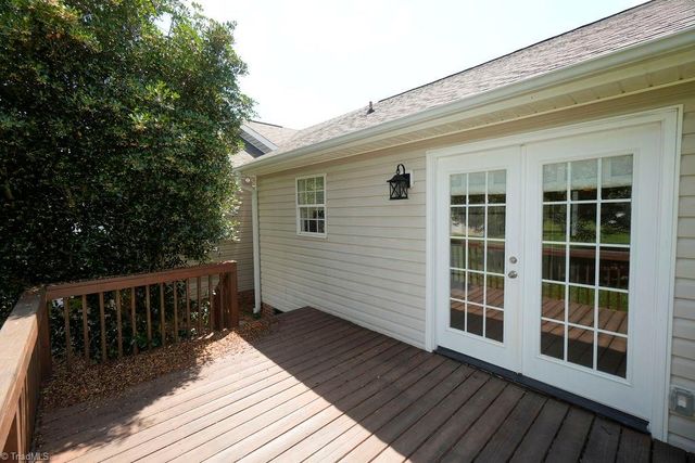 8302 Dorwood Drive, Browns Summit, NC 27214