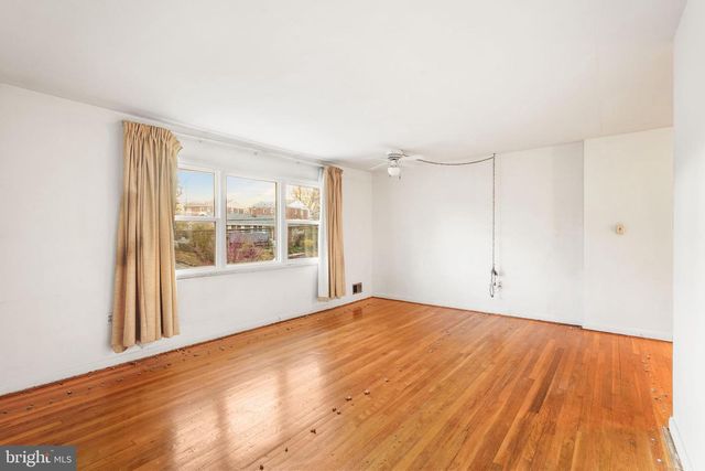 6911 FURMAN PKWY, Riverdale, MD 20737