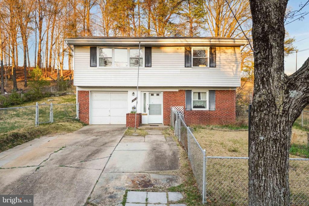 6911 FURMAN PKWY, Riverdale, MD 20737