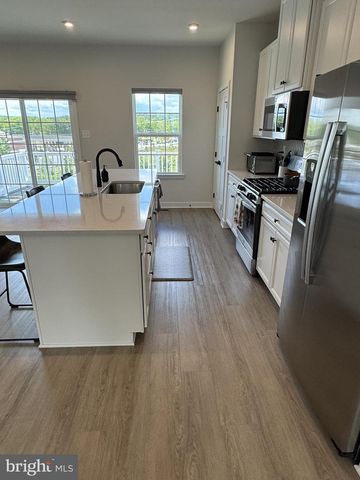 100 ARCADIA WAY, Exton, PA 19341