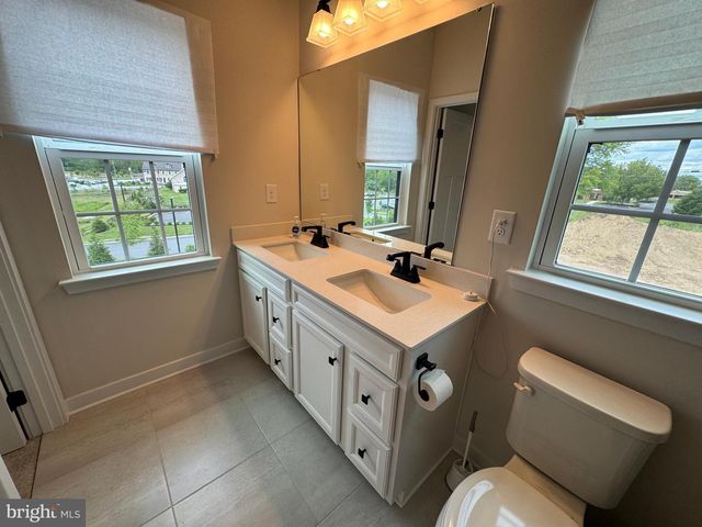 100 ARCADIA WAY, Exton, PA 19341