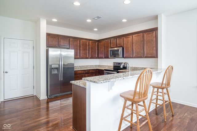 4036 Poplar Drive, Whitestown, IN 46075